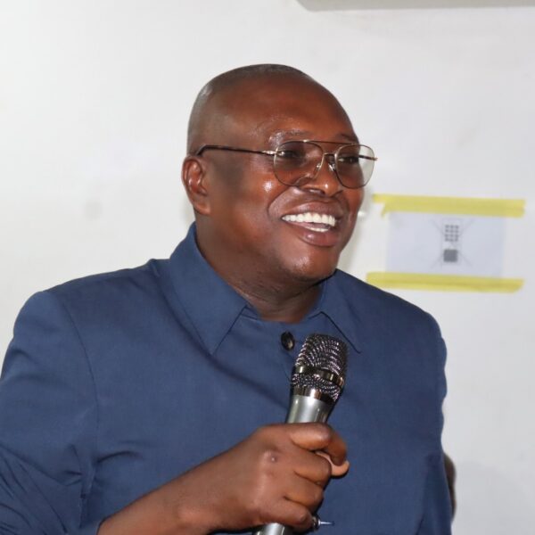 Sécurité routière au Togo : sous le leadership de Séna Komi FOMBO, l’UNATROT réaffirme son rôle stratégique pour sauver des vies