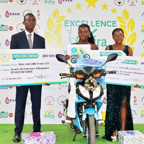 Mlle AGNANOU et M. ODJOKOTO, Lauréats de la 7e Édition du Concours Excellence DAFRA
